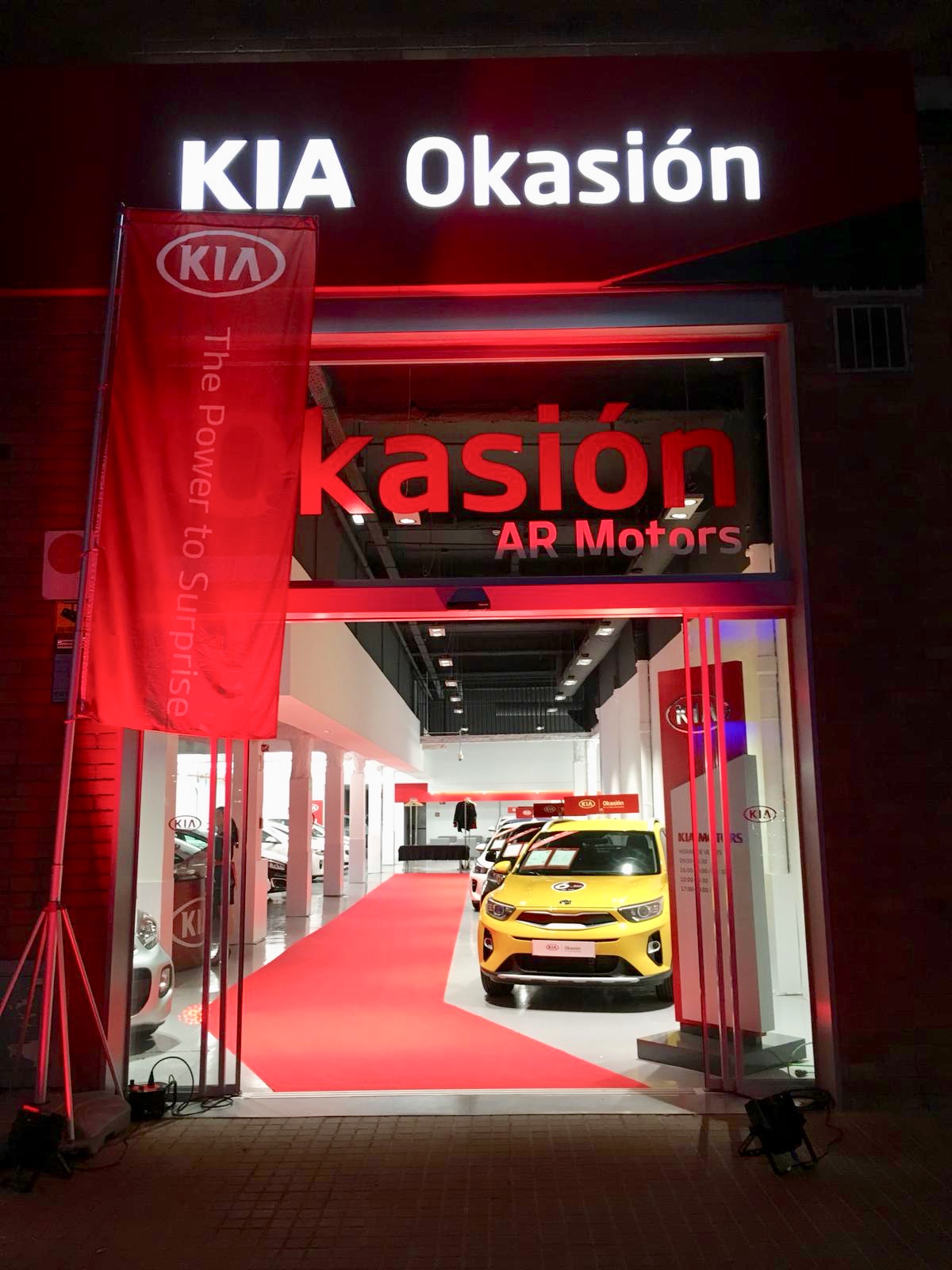 AR Motors abre en Barcelona la primera tienda KIA OKASION de España