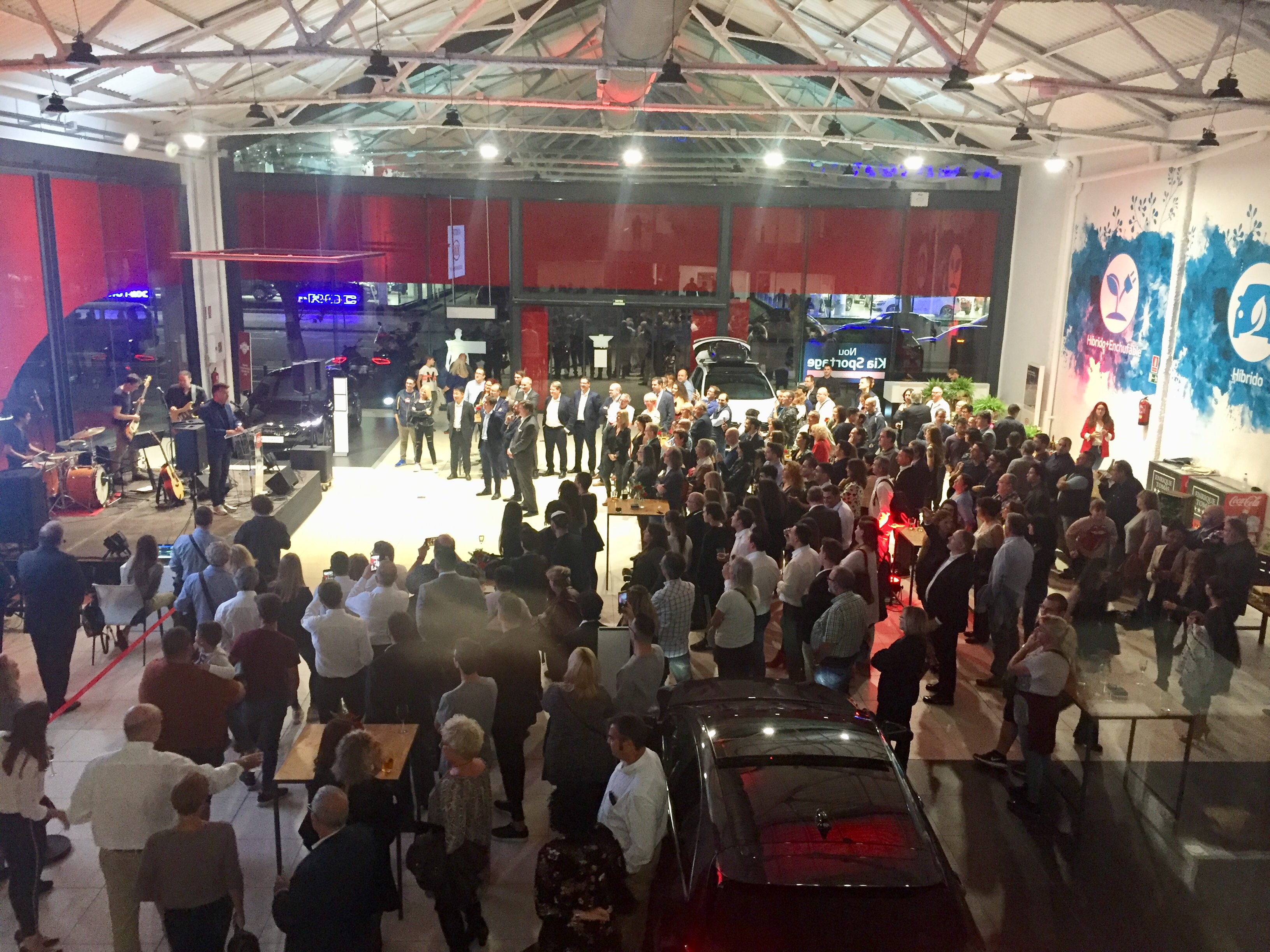 AR Motors abre en Barcelona la primera tienda KIA OKASION de España