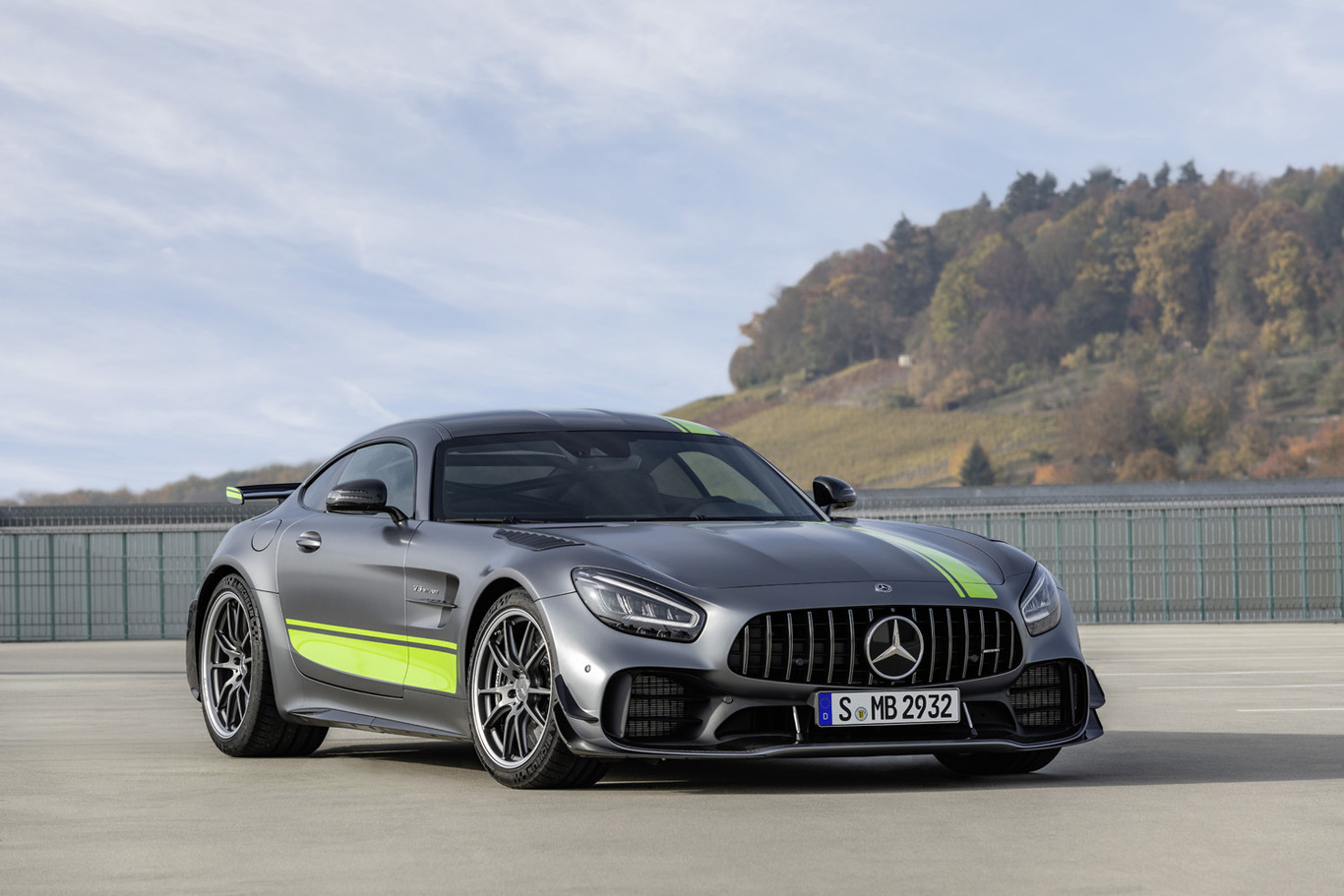 AMG GT R 2019