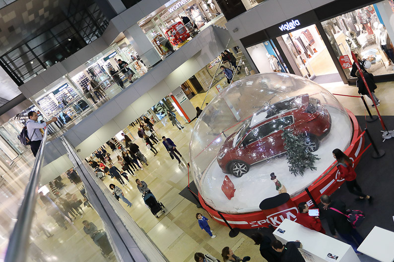 La Navidad llega a Barcelona de la mano de AR Motors y su nuevo KIA Sportage