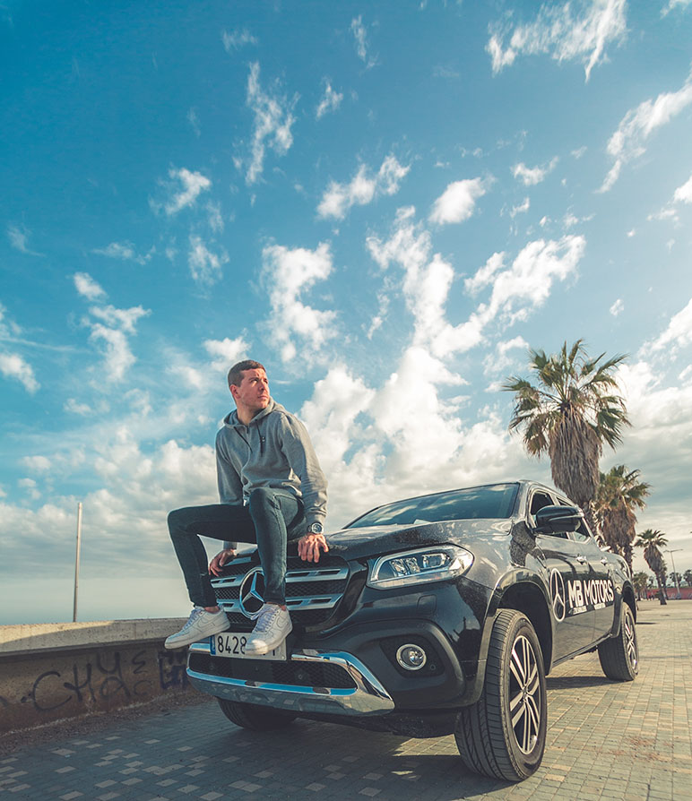 Aleix Sanllehy nuevo Embajador de MB Motors y del Mercedes Clase X
