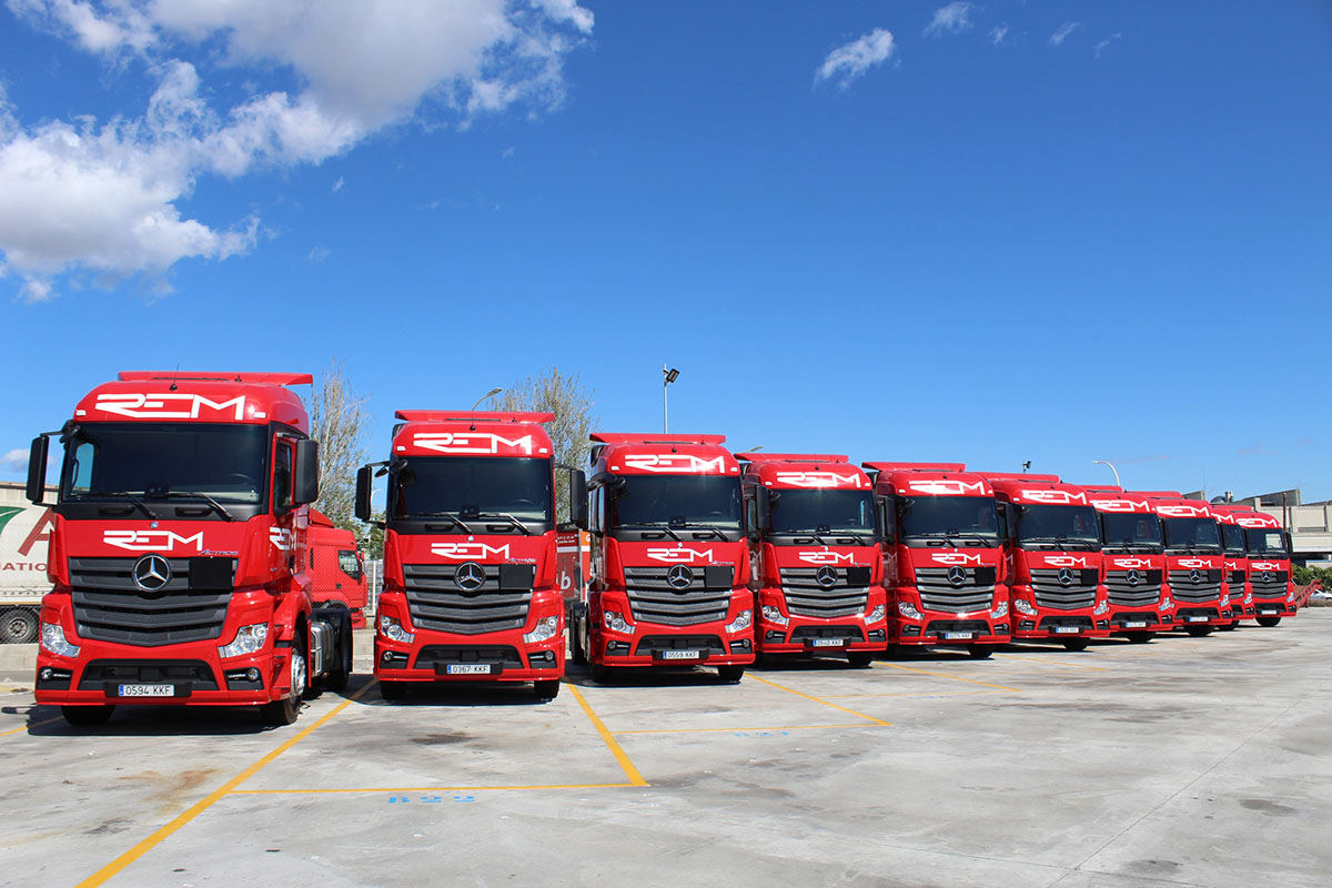 Autolica Industriales entrega una flota de más de 20 camiones 