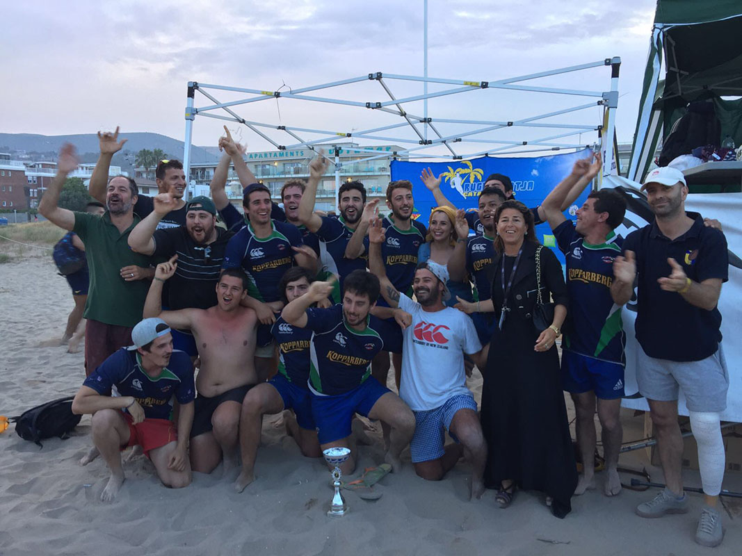 Land Motors patrocina el Torneo Seven de Rugby Playa en Castelldefels