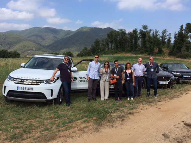 Land Motors celebra en Cabrera de Mar “Drive & Ride” junto a Bultaco