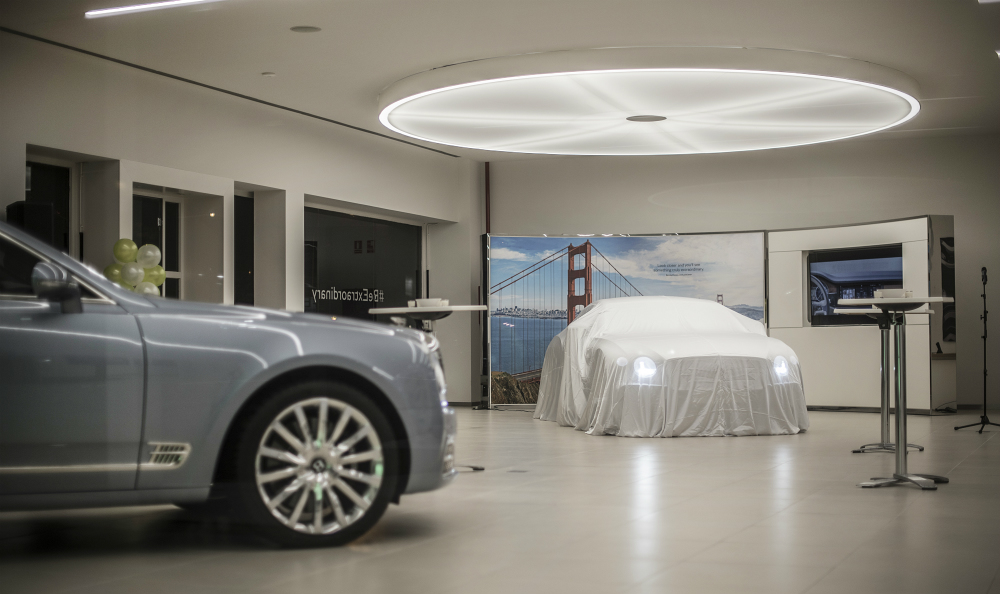 Bentley Barcelona presenta sus nuevas instalaciones y la tercera generación del Continental GT