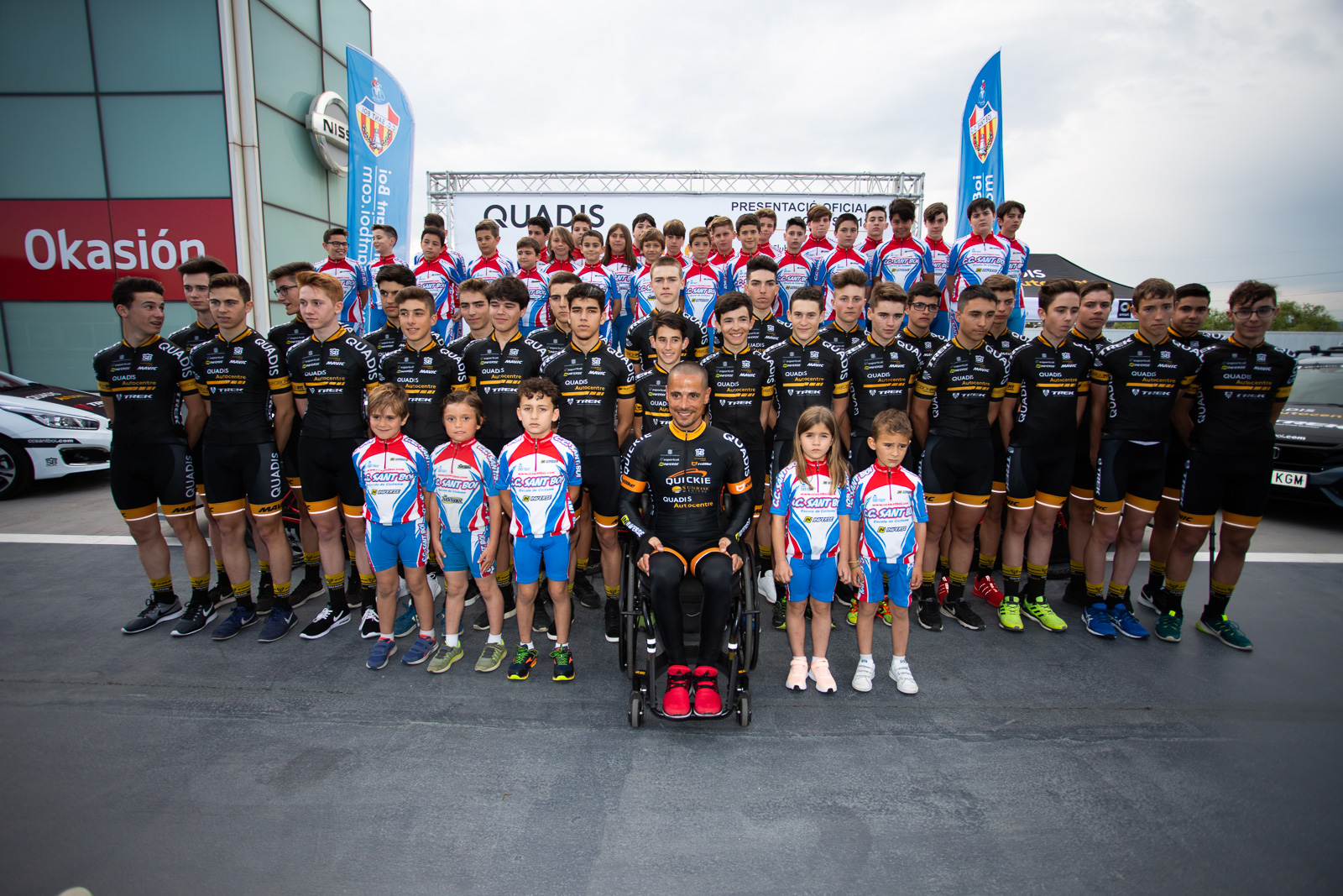 Presentación del Club Ciclista Sant Boi en el QUADIS Autocentre de Sant Boi