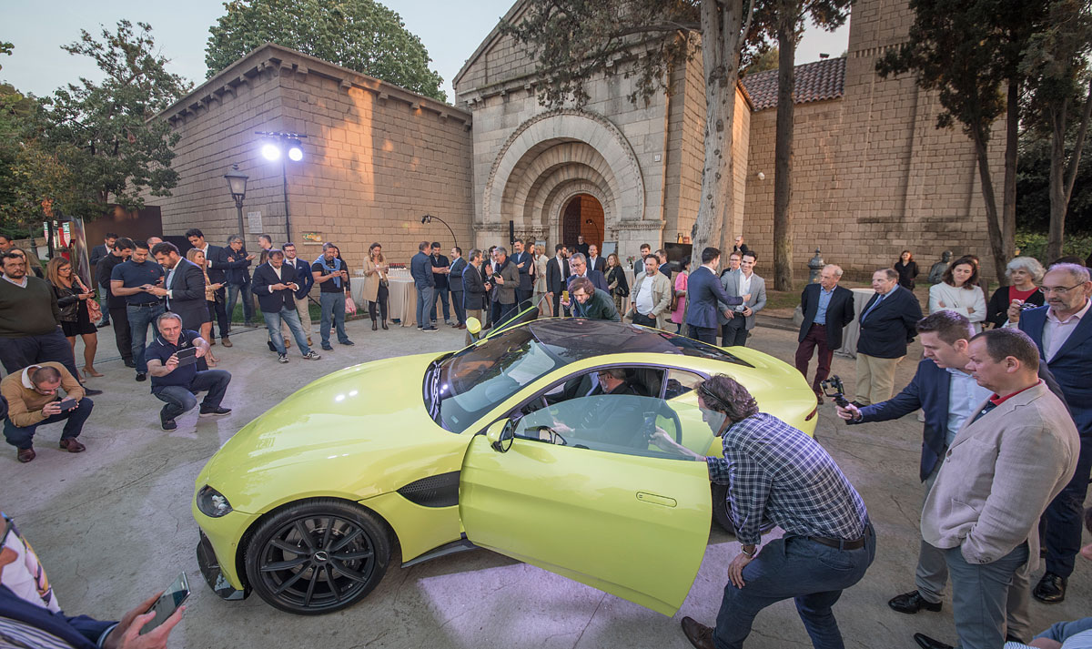 El nuevo Aston Martin Vantage llega a Barcelona de la mano de Cars Gallery
