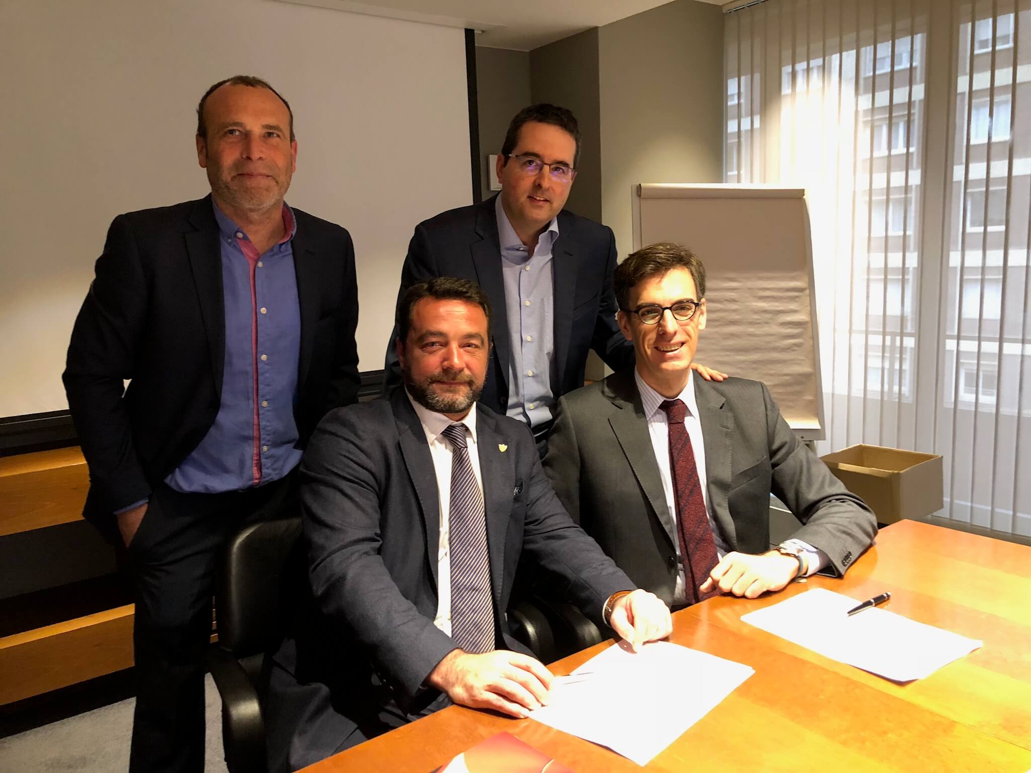 QUADIS firma un acuerdo de colaboración con Club de Golf Sant Cugat 
