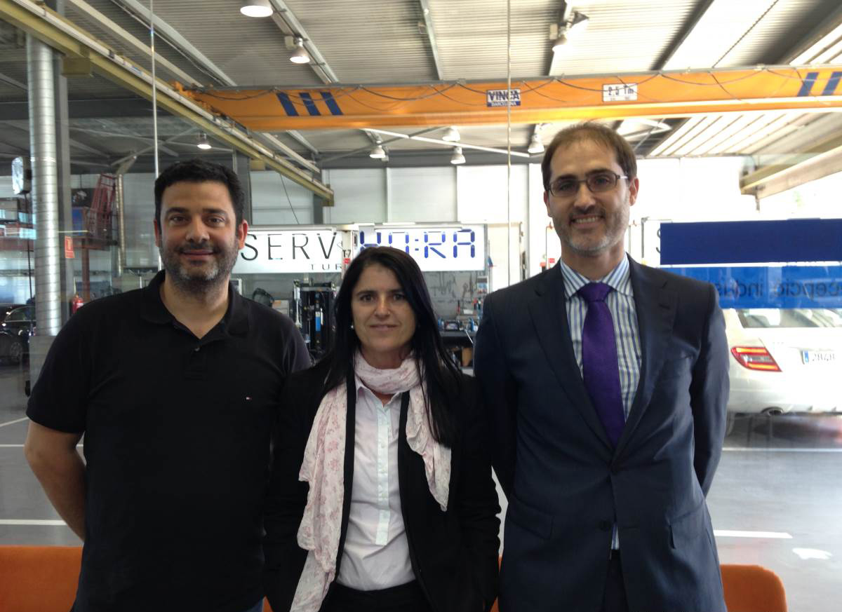 Acuerdo entre MB Motors y la Escuela Profesional Salesiana