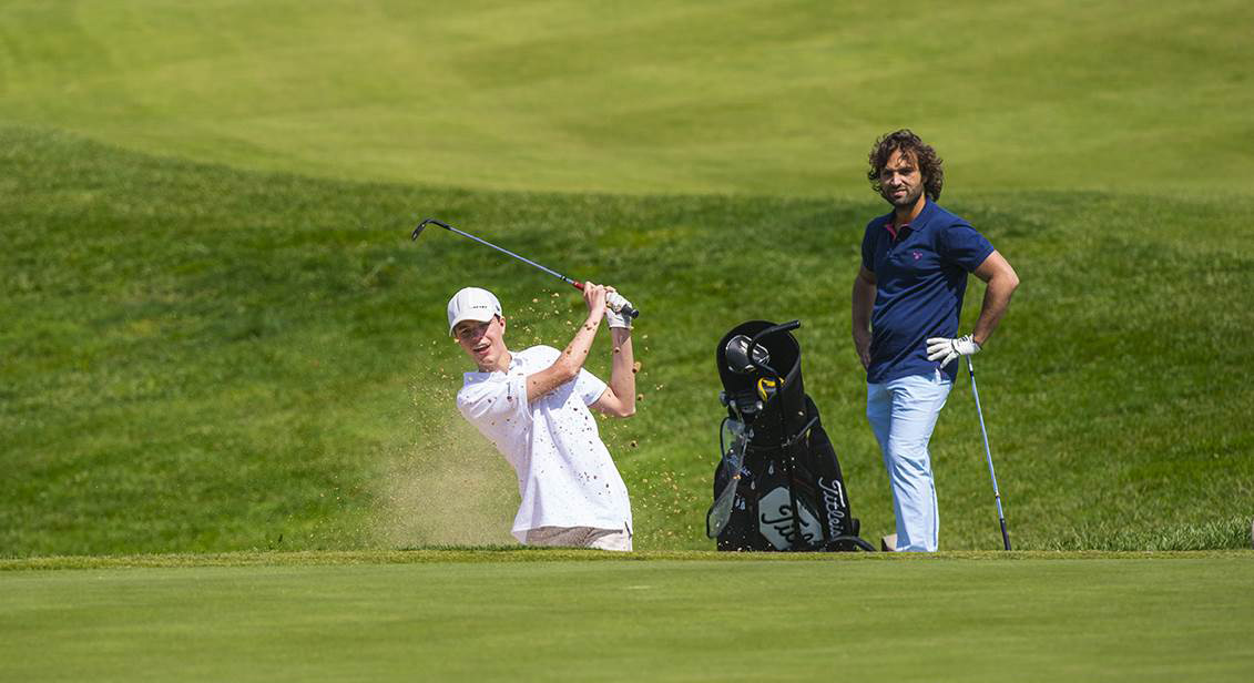 British Gallery y Land Motors Golf