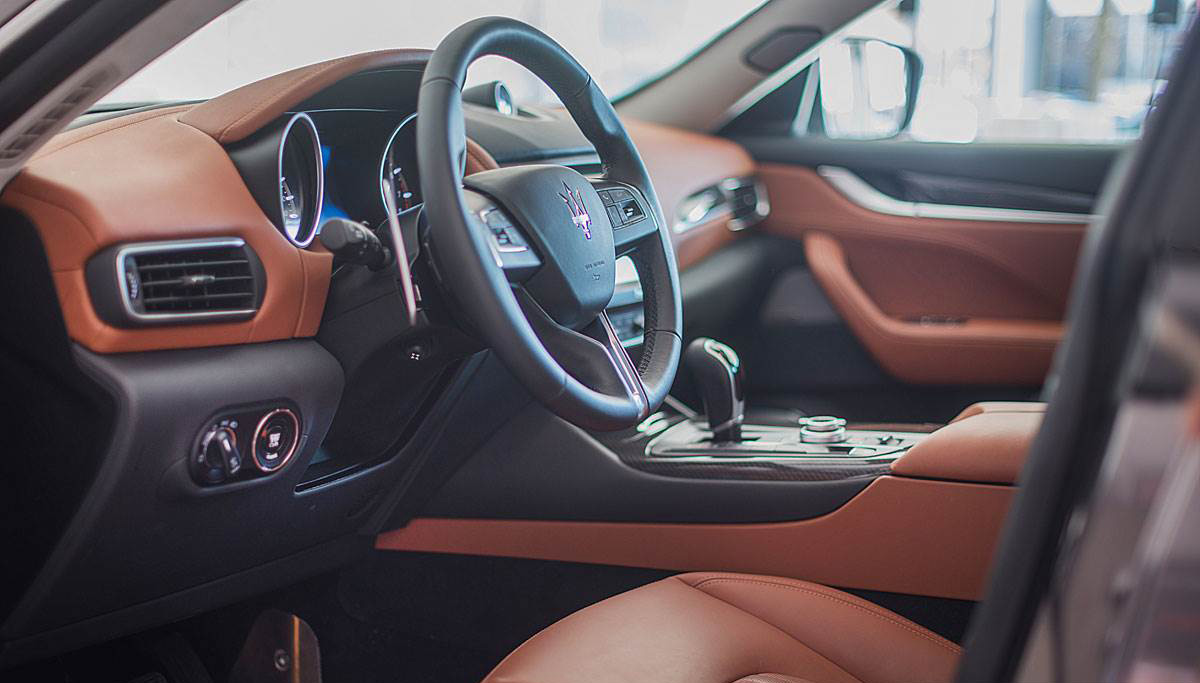 Maserati Levante Presentación en Cars Gallery