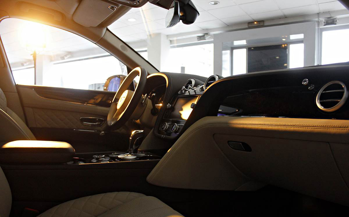 Bentley Bentayga Cars Gallery