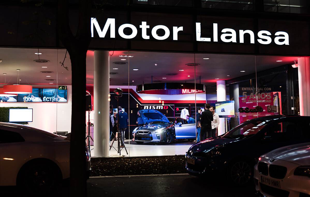 Presentación del nuevo Nissan GT-R a cargo de Motor Llansà