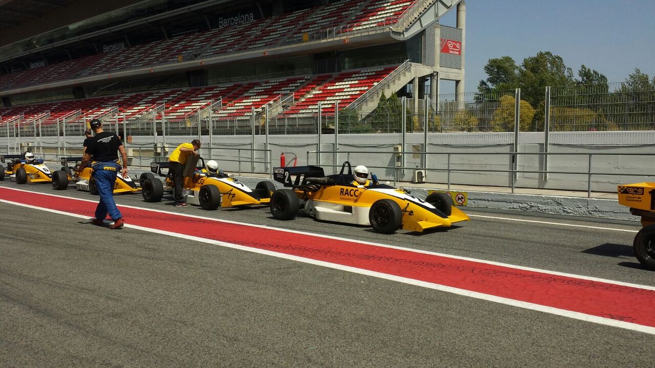 Track Day en el Circuit de Catalunya con los mejores asesores de Postventa de QUADIS