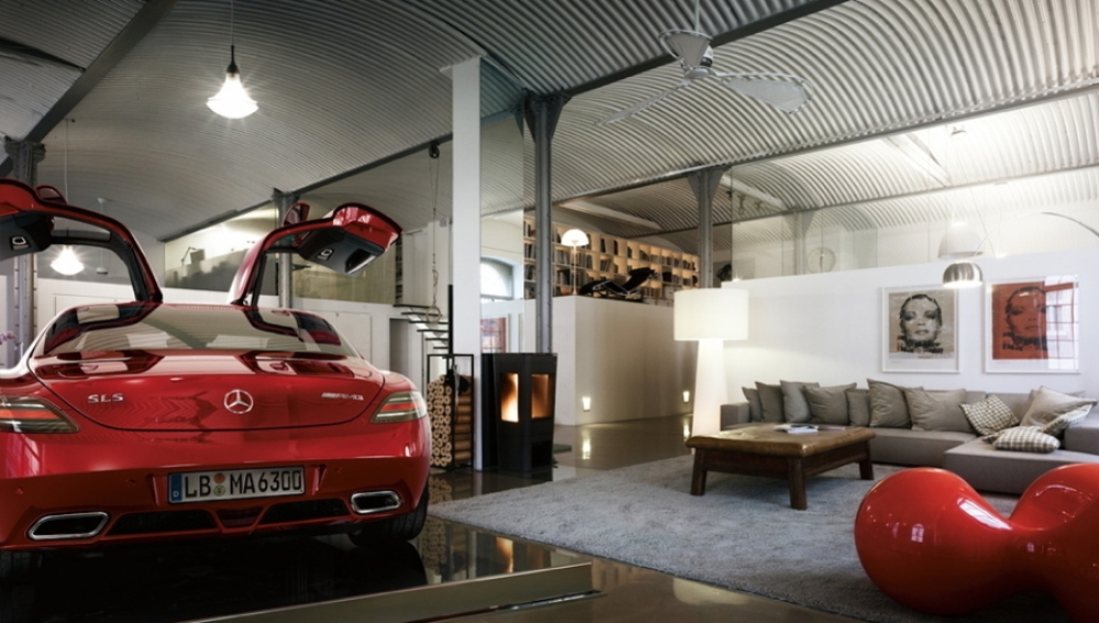 Mercedes Benz SLS AMG