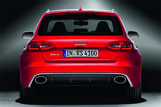  Audi RS4 Avant 2013 Trasera