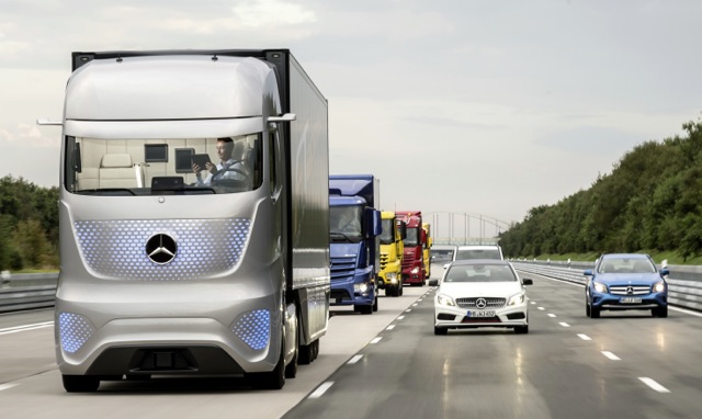 Logisticas Mercedes Benz Future Truck 3