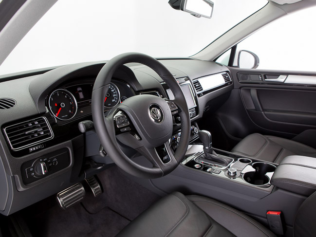 Volkswagen Touareg 2014 Interior