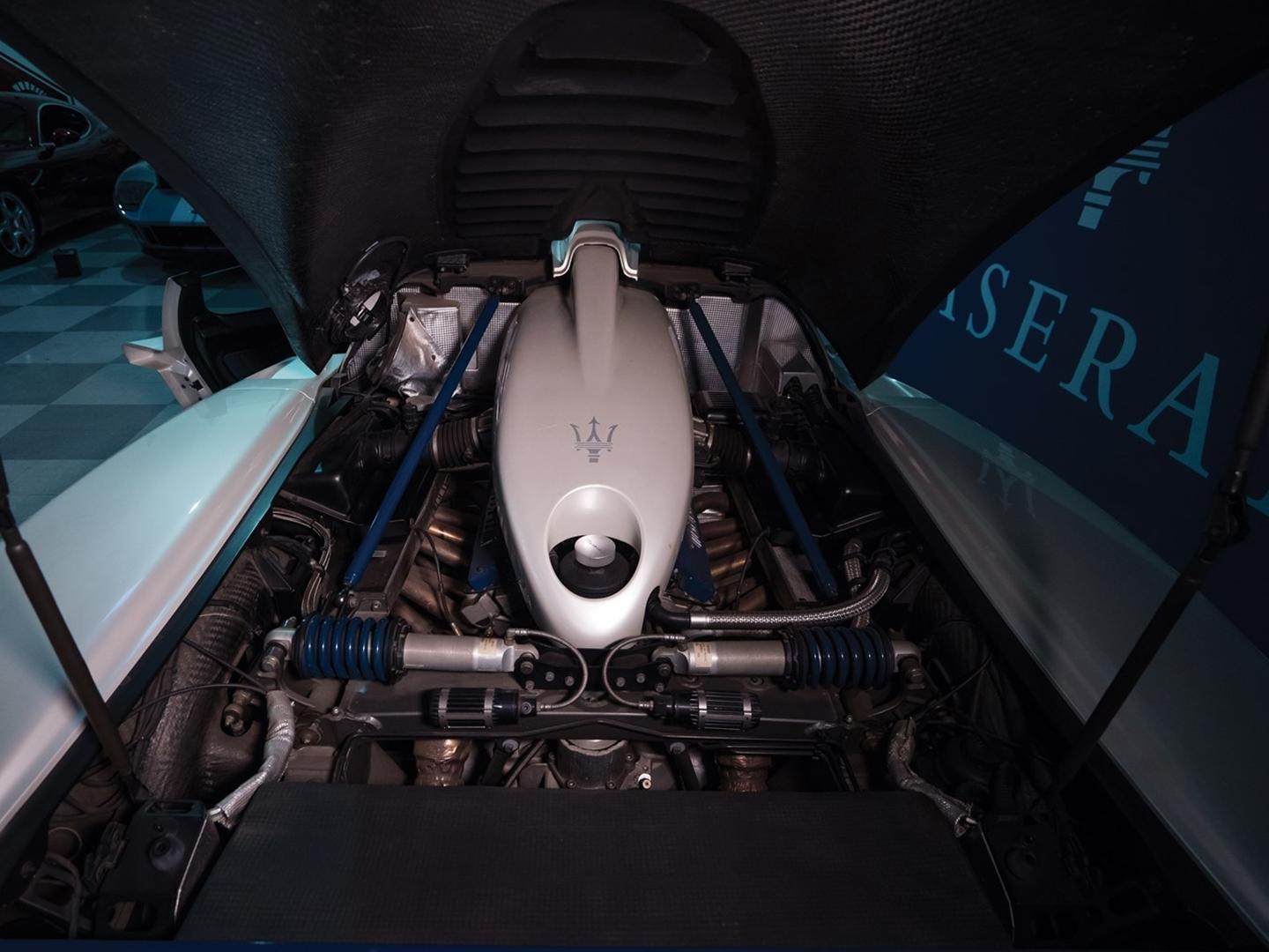 Maserati MC12 QUADIS 13