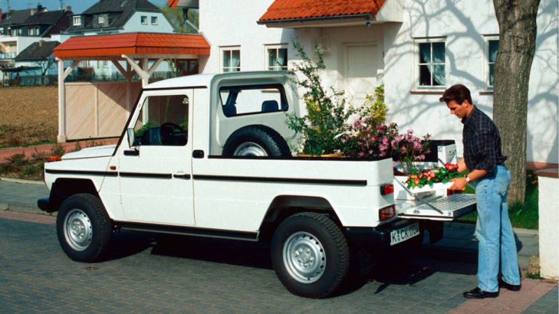 Mercedes Benz Pick Up 5