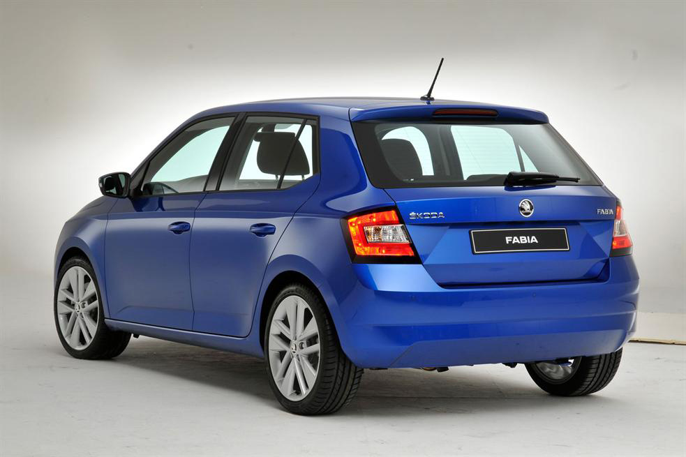 Skoda Fabia 2015 Trasera