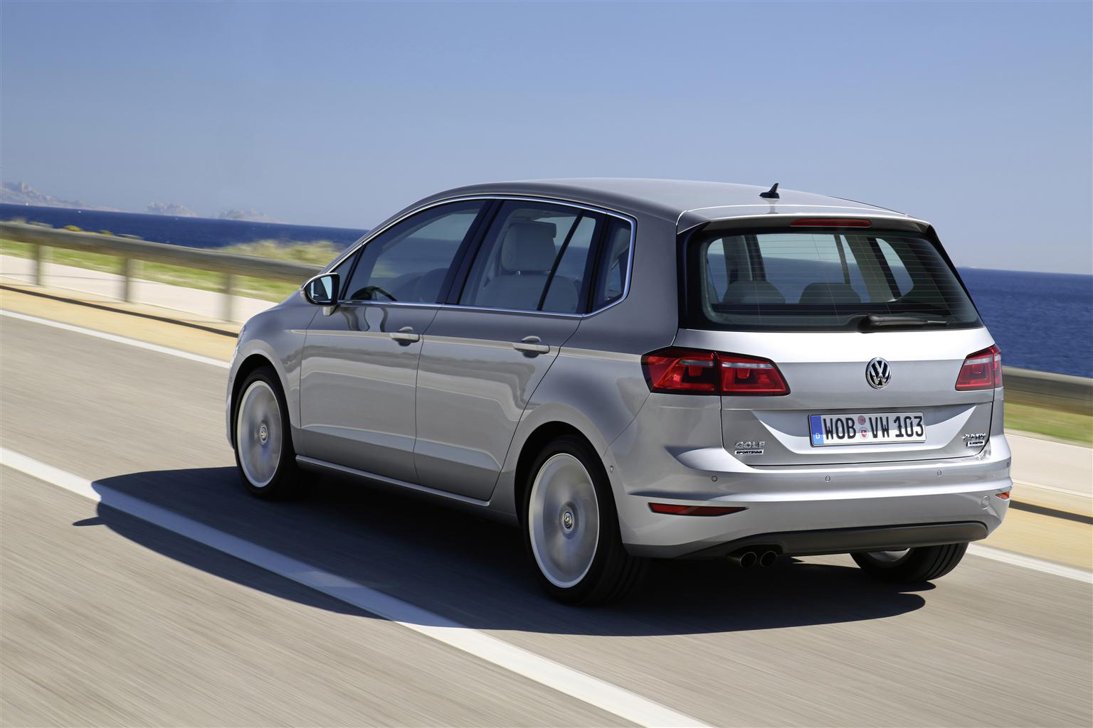 Volkswagen Golf Sportsvan 2014 Trasera