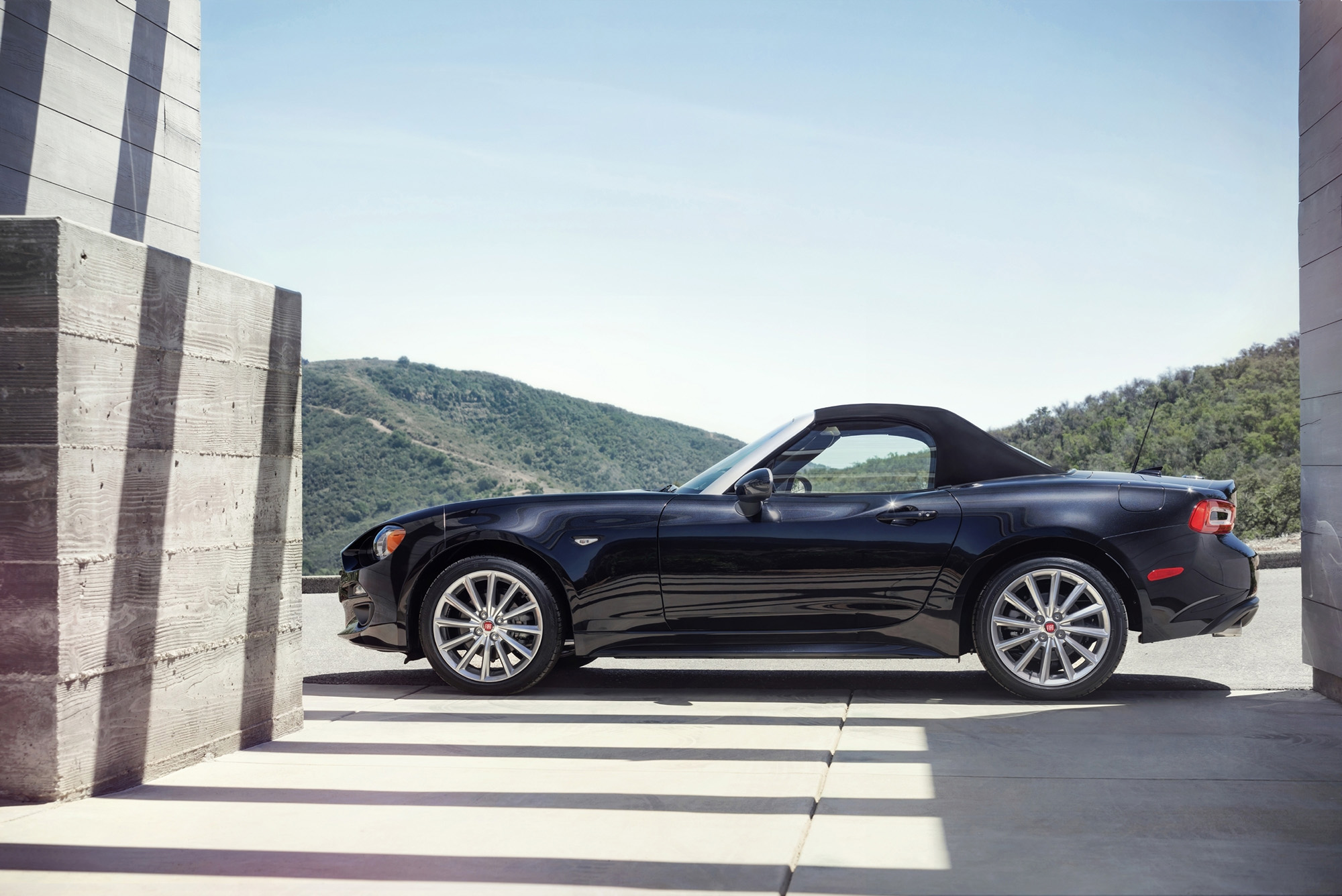  Fiat Spider 124 2016 Roadster
