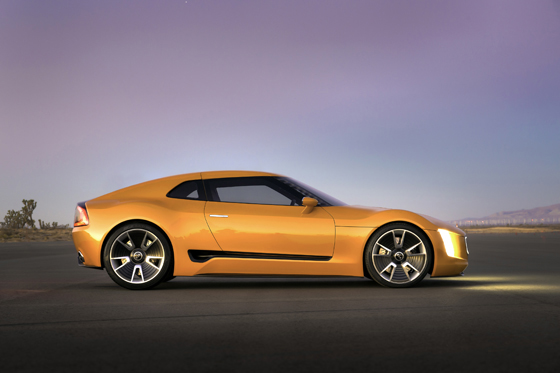 Kia GT4 Stinger Lateral