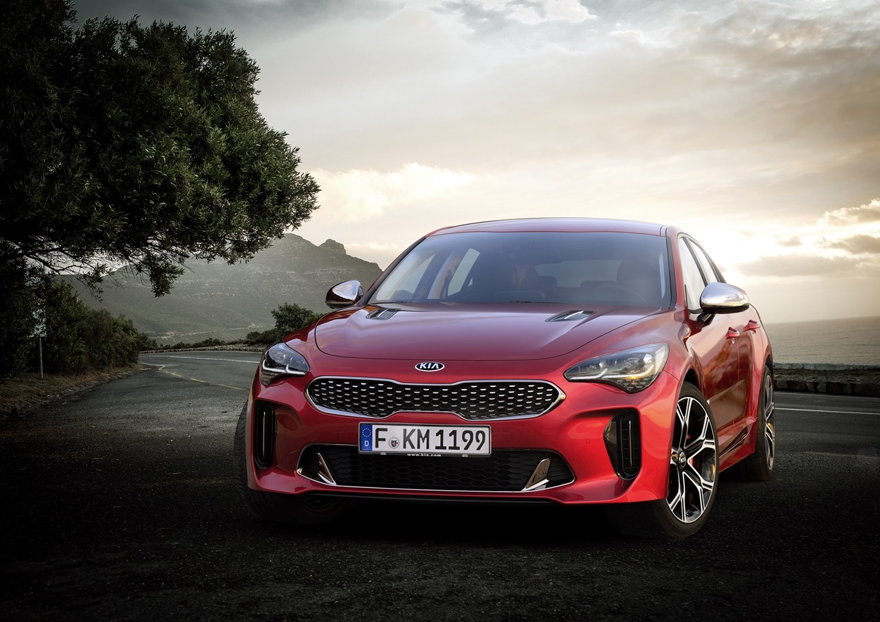 Nuevo Kia Stinger GT 2017 5