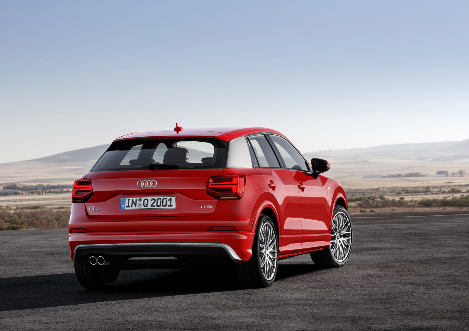 Nuevo Audi Q2 2016 QUADIS Trasera
