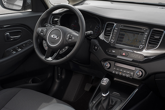 Kia Carens 2013 Interior