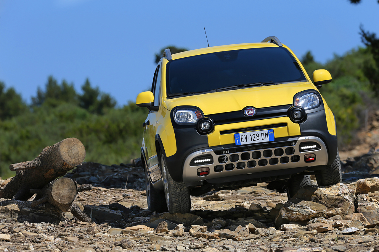 Fiat Panda Cross Amarillo 2014