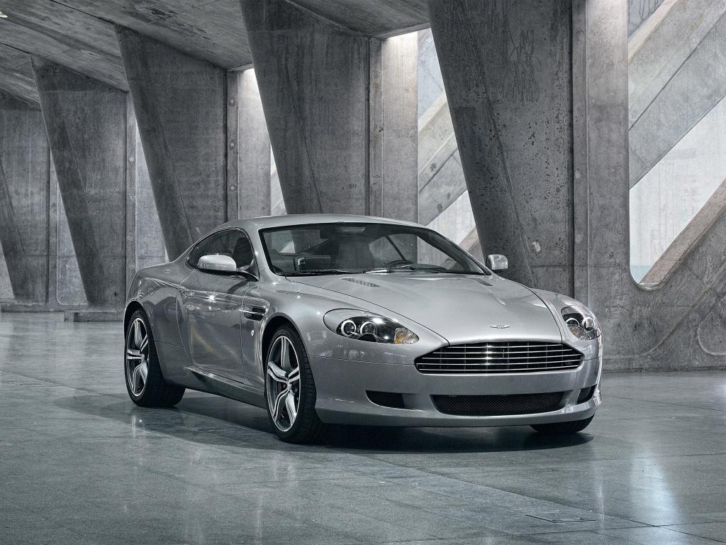 Aston Martin DB9 COupe