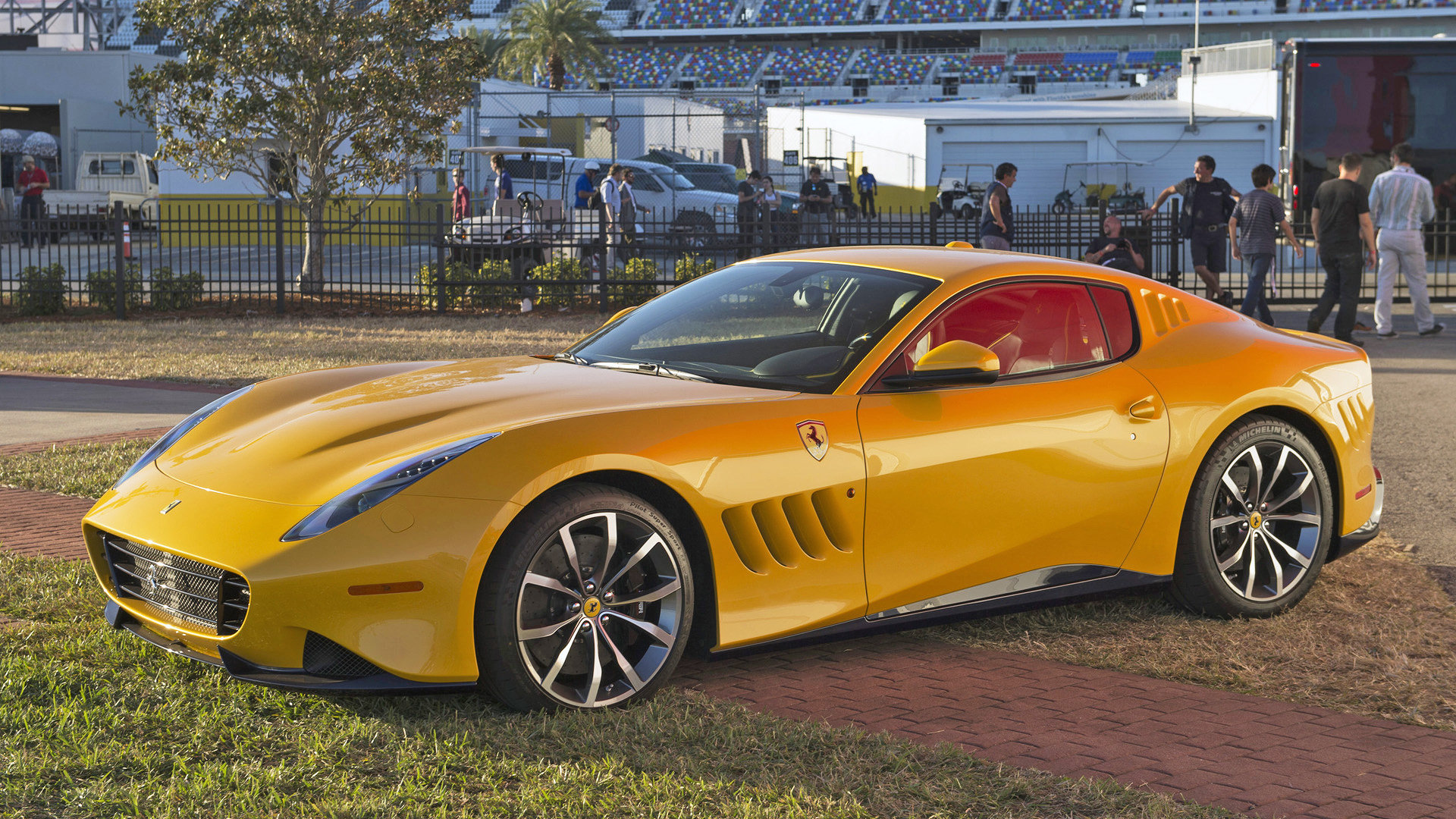 Ferrari one off sp275 rw competizione