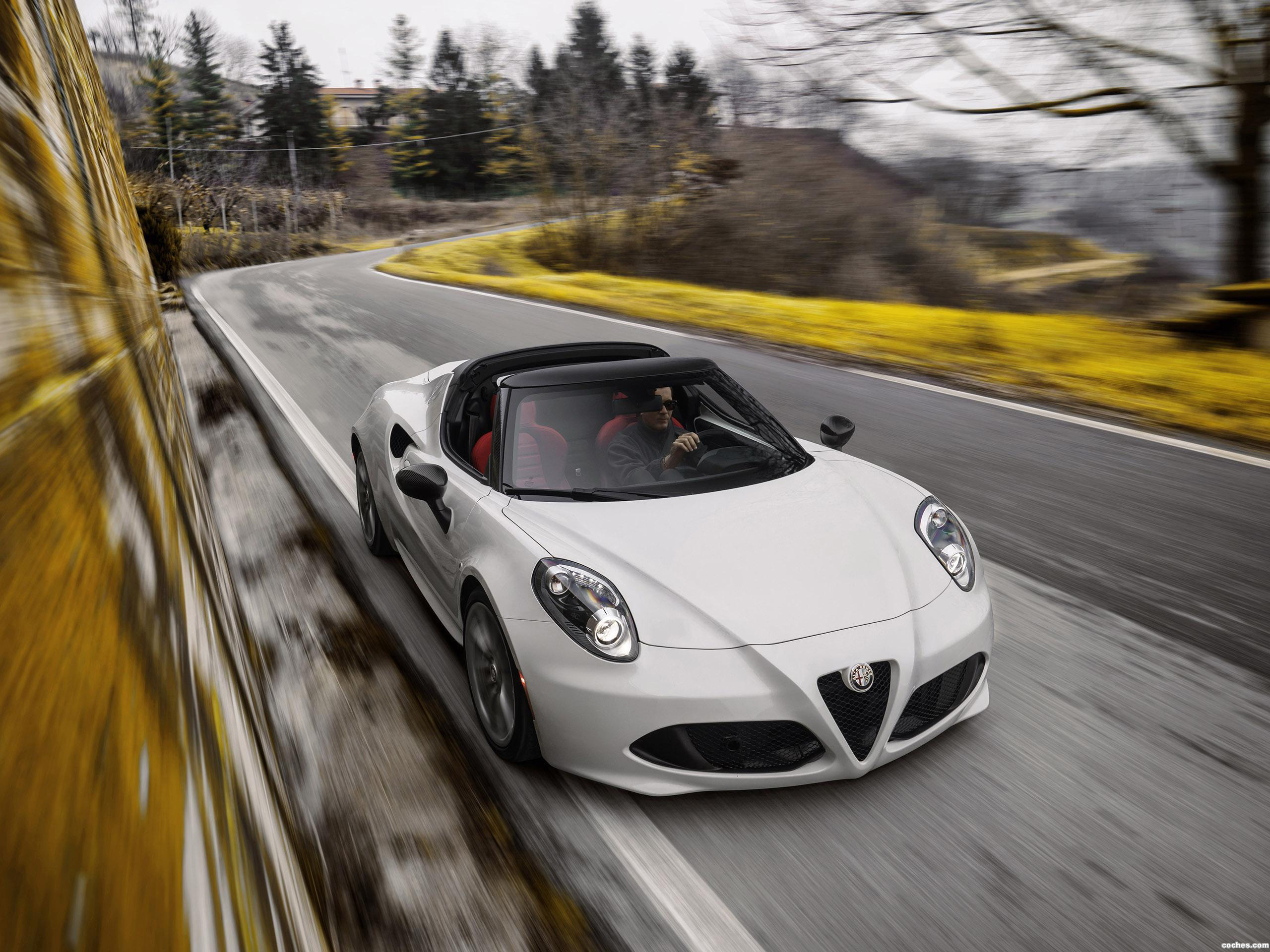 Alfa Romeo 4C SPider 1