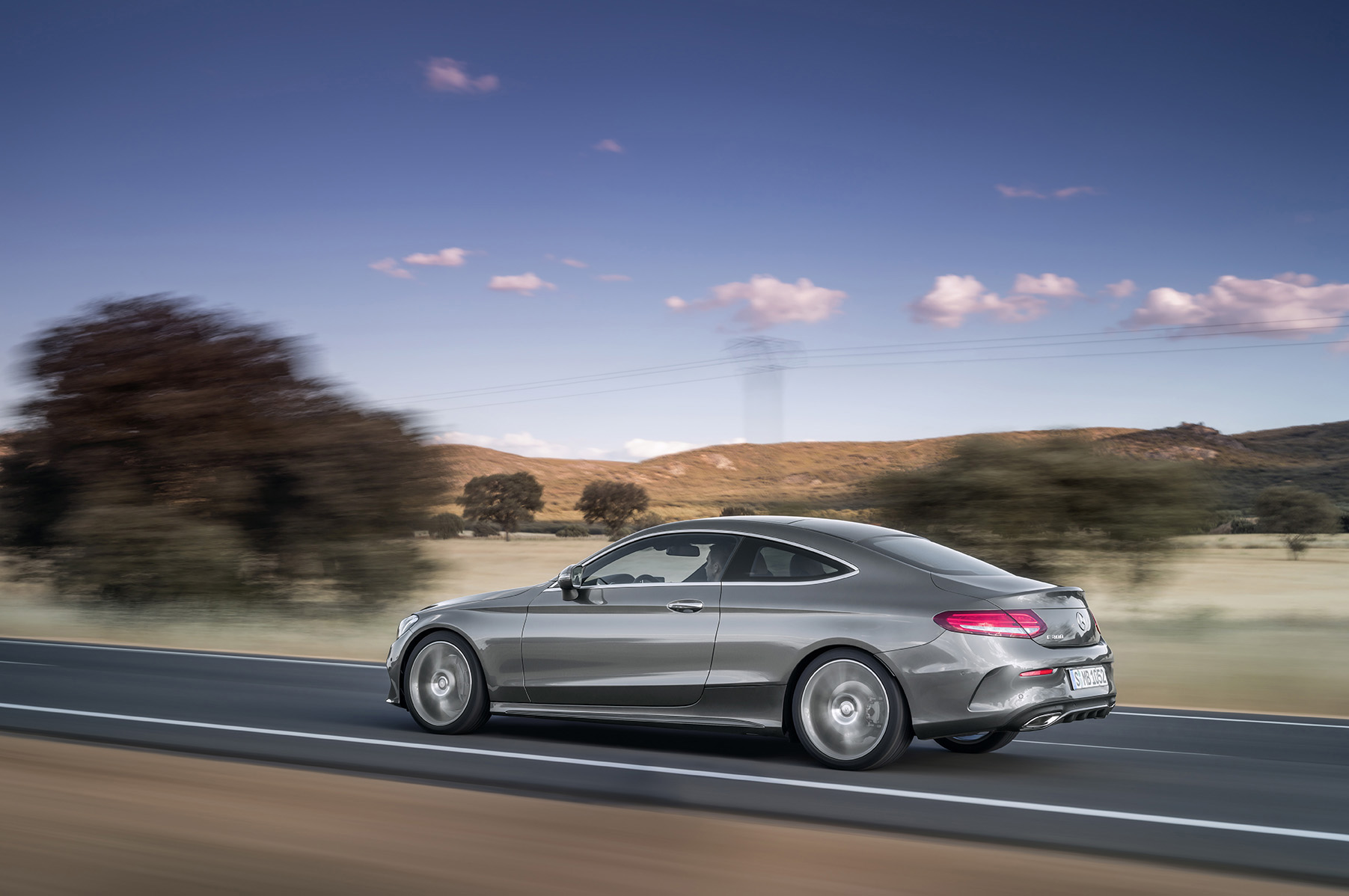 Mercedes Benz Clase C Coupe 2015 Lateral