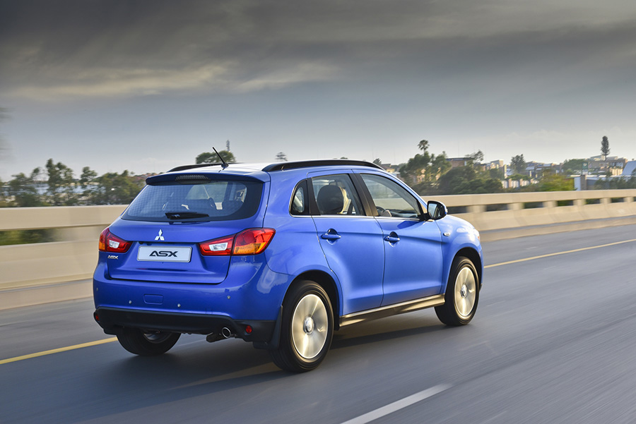 Novedades Mitsubishi ASX 2015 Trasera
