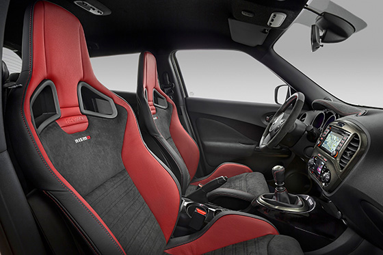 Nissan Juke Nismo RS Interior