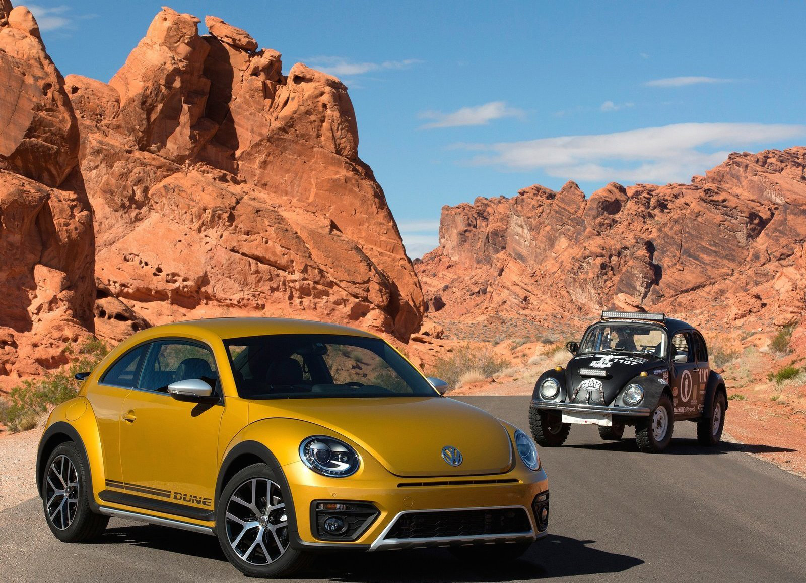 Volkswagen Beetle Dune Cabrio 2016 QUADIS