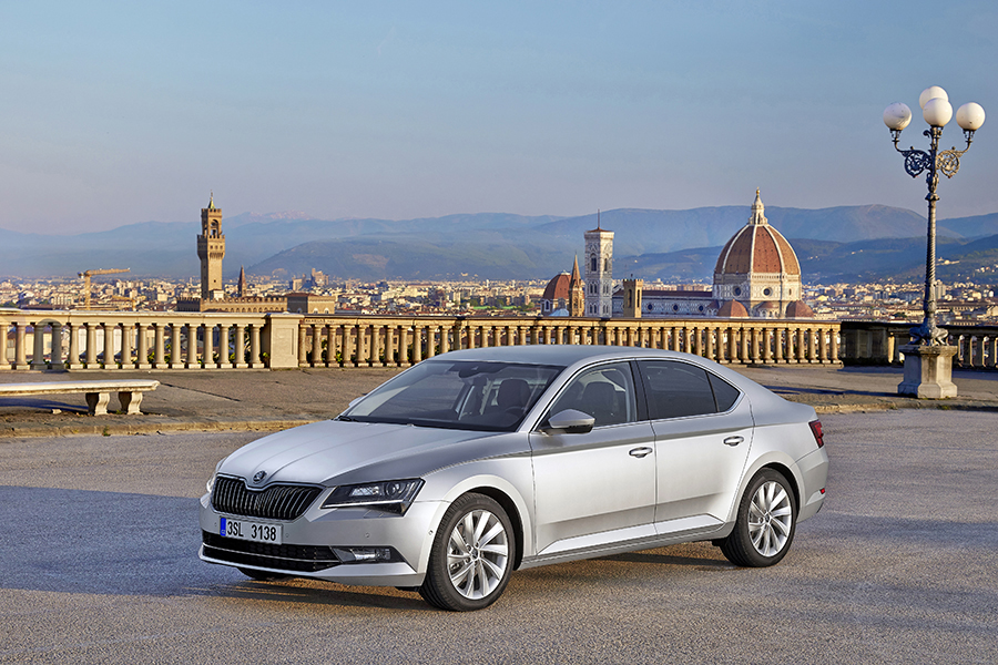 Skoda Superb 2015 Praga