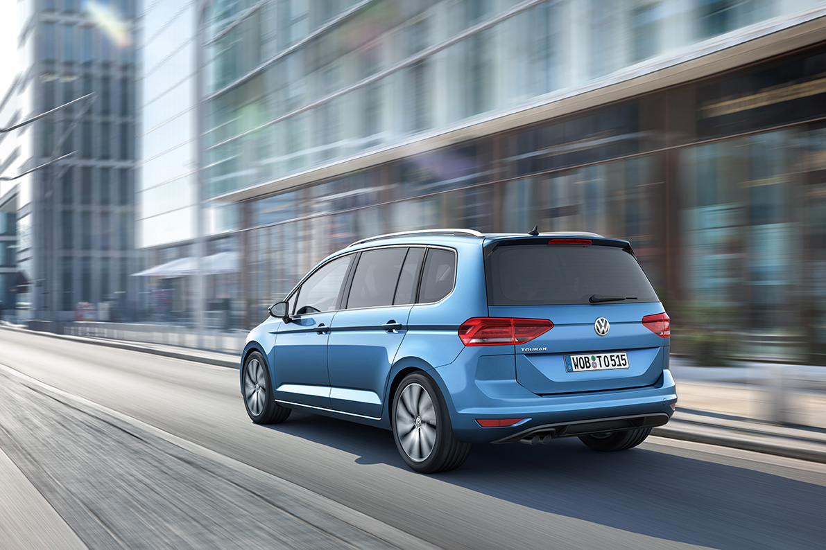 Volkswagen Touran 2015 Trasera