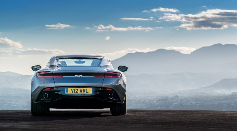 Aston Martin DB11 2016 Trasera