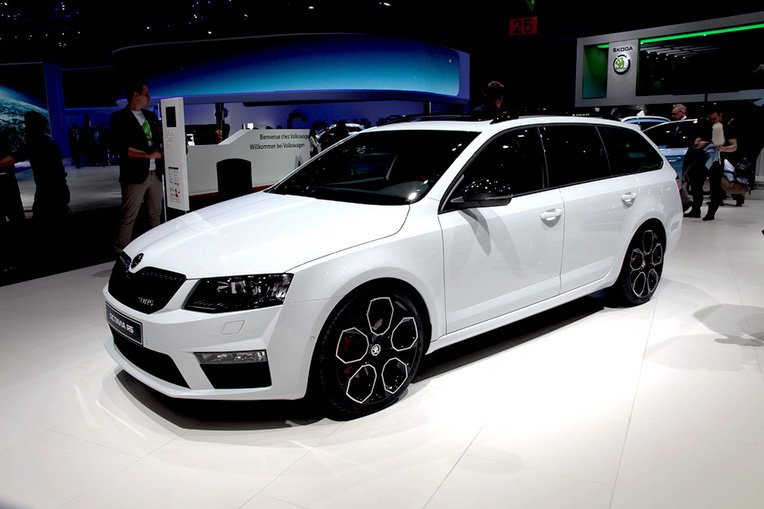 Skoda Octavia RS 4x4 2016 Frontal
