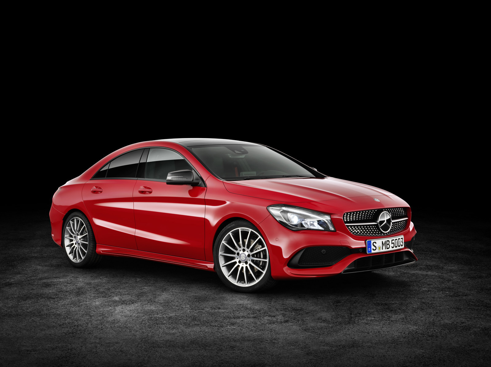 Nuevo Mercedes Benz CLA Coupe 2016