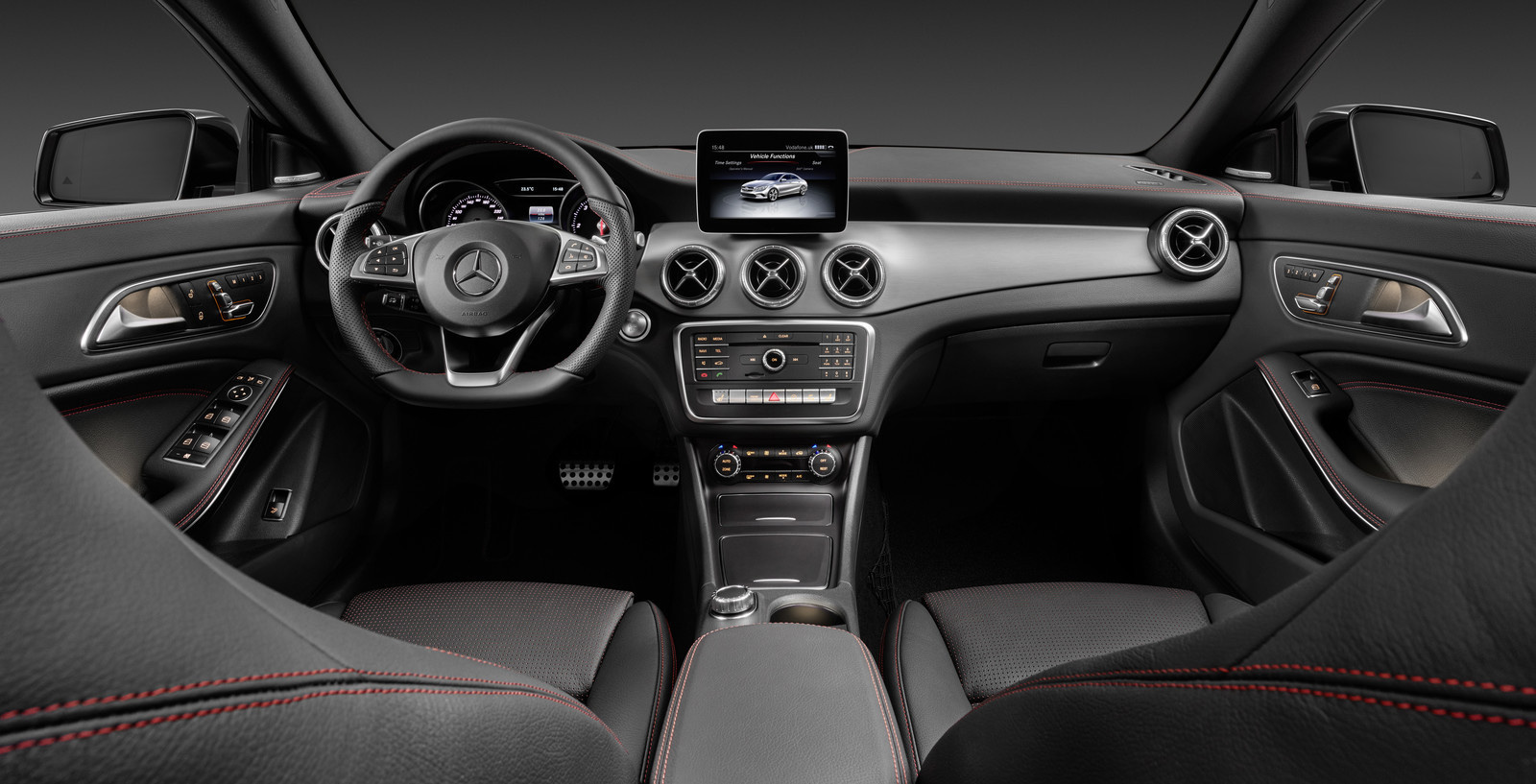 Nuevo Mercedes Benz CLA Coupe 2016 Interior