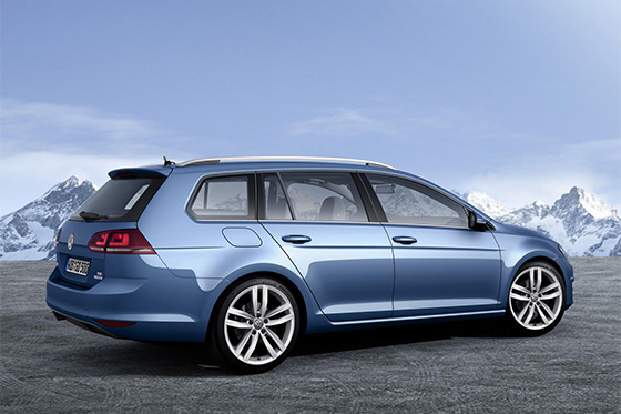  Volkswagen Golf Variant 2013 Trasera