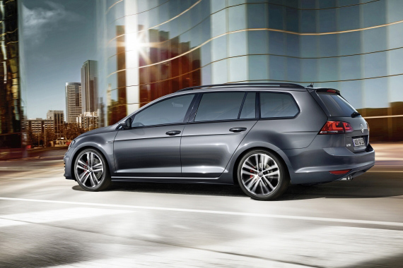 Volkswagen Golf Variant GTD 2015 Trasera