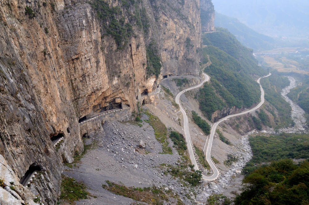 Carreteras espectaculares QUADIS Tianmen China