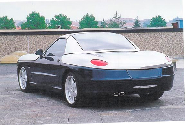 Coches Sultan Brunei Pininfaria Argento Vivo Trasera