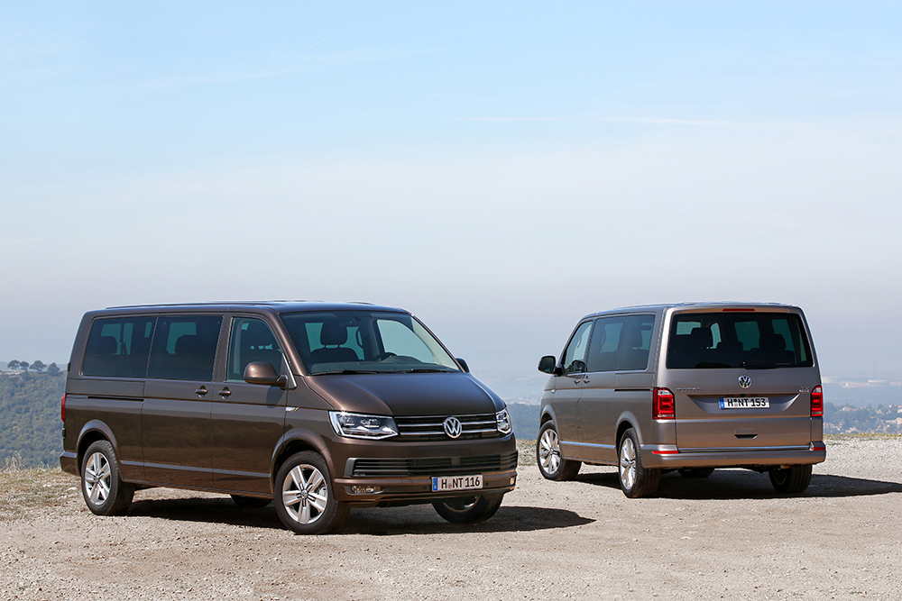 Alquiler furgoneta Volkswagen Caravelle Barcelona QUADIS Rent a Car 2